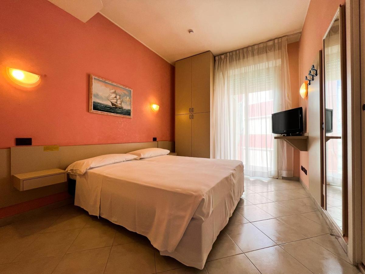 Hotel Soleblu Rimini Exteriör bild