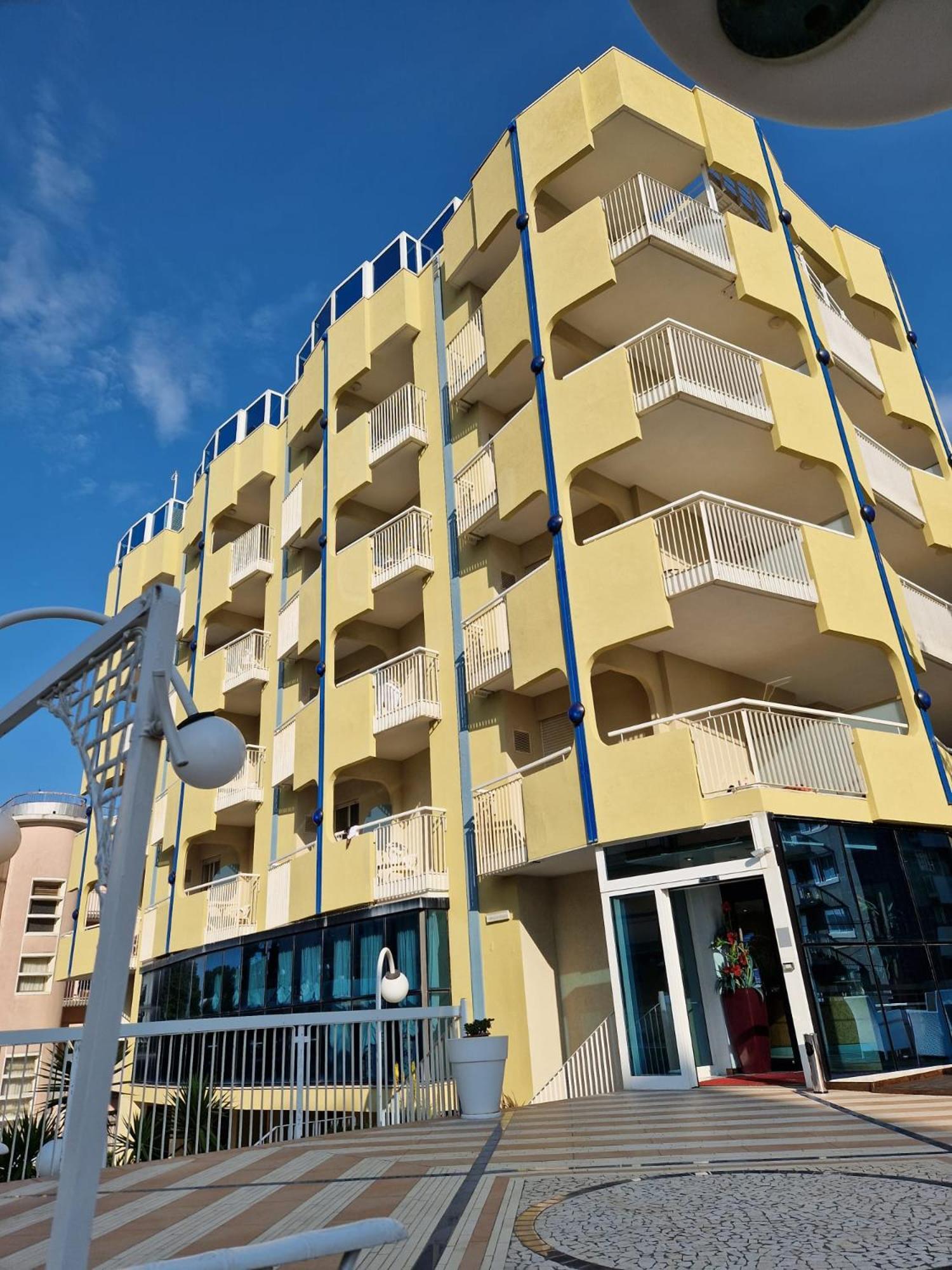 Hotel Soleblu Rimini Exteriör bild