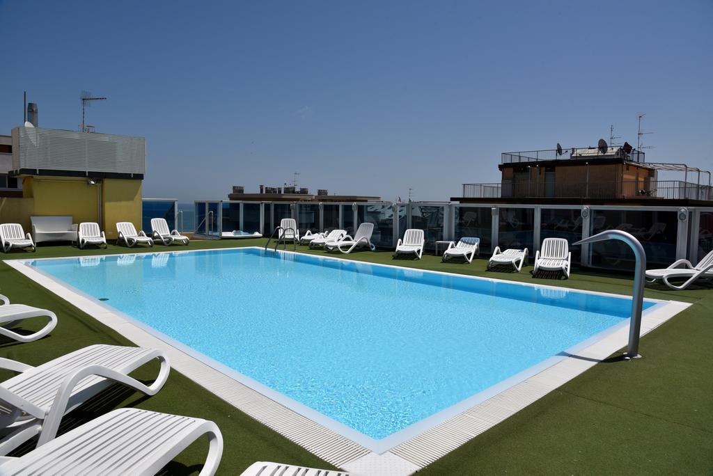 Hotel Soleblu Rimini Exteriör bild